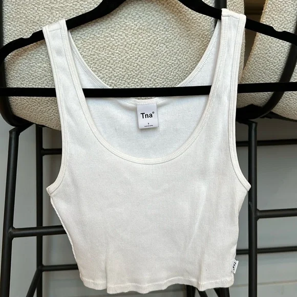 Aritzia TNA Ribbed Crop Top - Picture 2 of 5